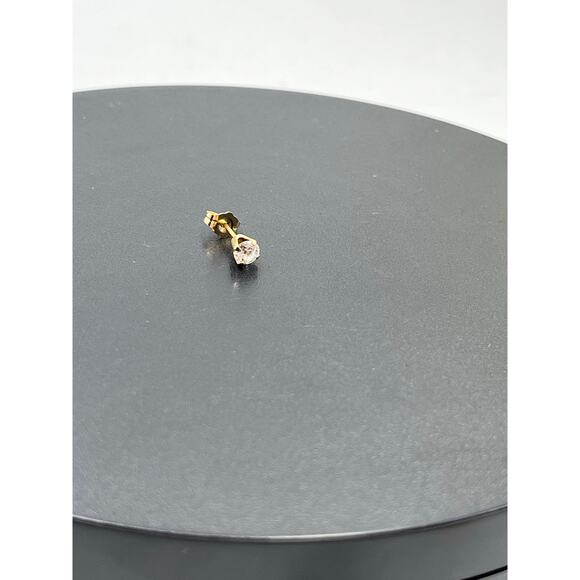 INV Designer 14k Yellow Gold CZ Round Solitaire Stud Earring *Single - Picture 3 of 13